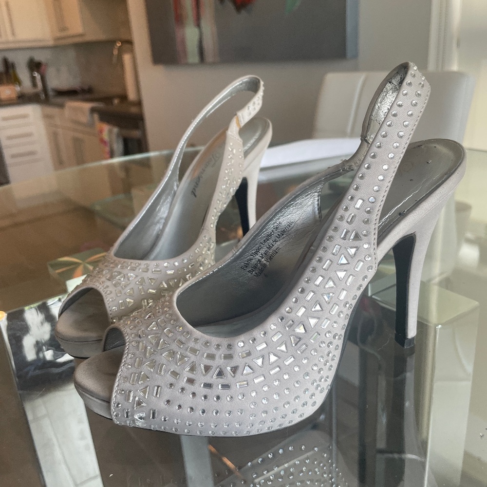 Lulu Townsend Sling back silver heels